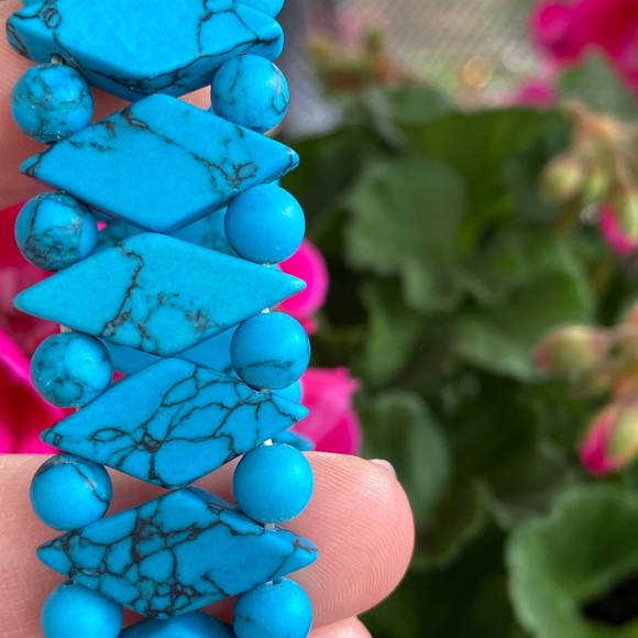 TJ Maxx Turquoise Stone Bracelet - Picture 2 of 4